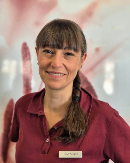 Dr. Zemine Seeger
